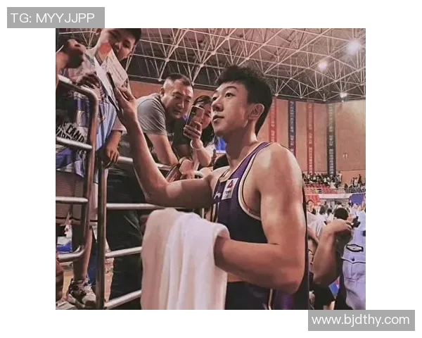 刘铮的成长之路：从篮球新星到职业生涯的辉煌篇章